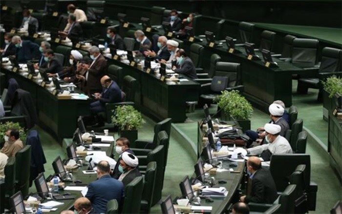 موافقت مجلس با اختصاص اعتبار670 میلیاردی به هلال احمر و وزارت بهداشت