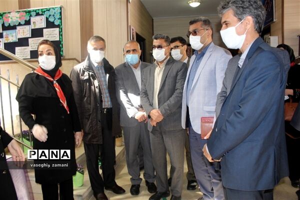 نواختن زنگ جشن نیکوکاری  در استان اصفهان