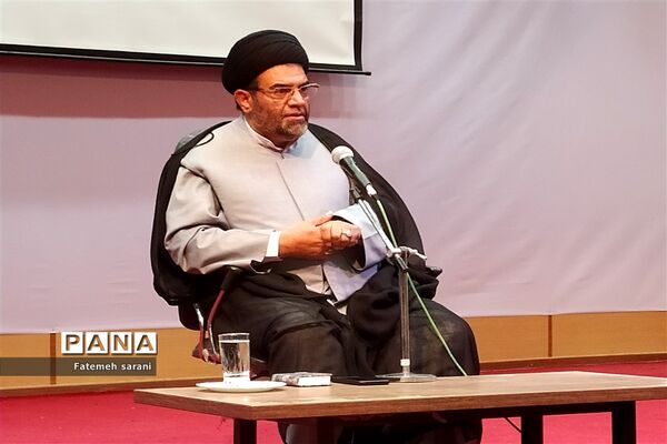 مراسم بزرگداشت هفته امور تربیتی در حسن آباد فشافویه