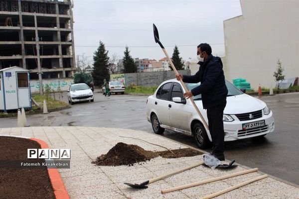 افتتاح پارک محله‌ای «مدافعان سلامت» در ساری