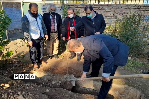 مراسم کاشت 66 درخت به یاد 66 شهید هنرستان ماندگار ایثار شریعتی منطقه 16