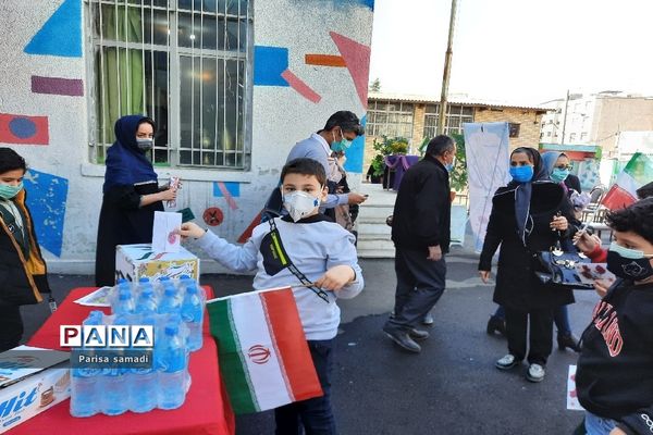 آیین جشن نیکوکاری در دبستان فرهنگ منطقه ۱۳