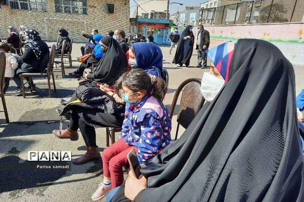 آیین جشن نیکوکاری در دبستان فرهنگ منطقه ۱۳