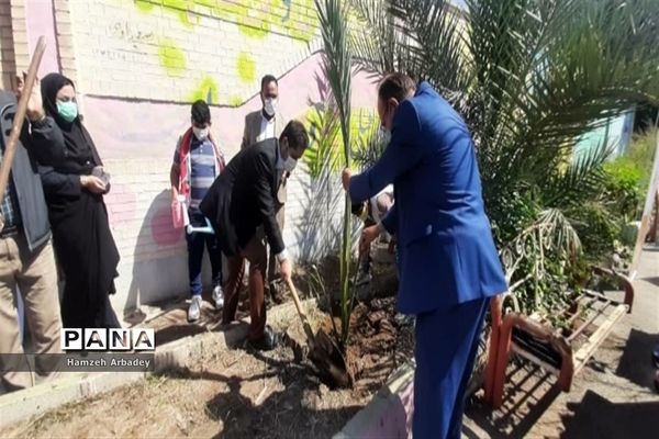 برگزاری مراسم هفته درختکاری درمدارس  شهرستان حمیدیه