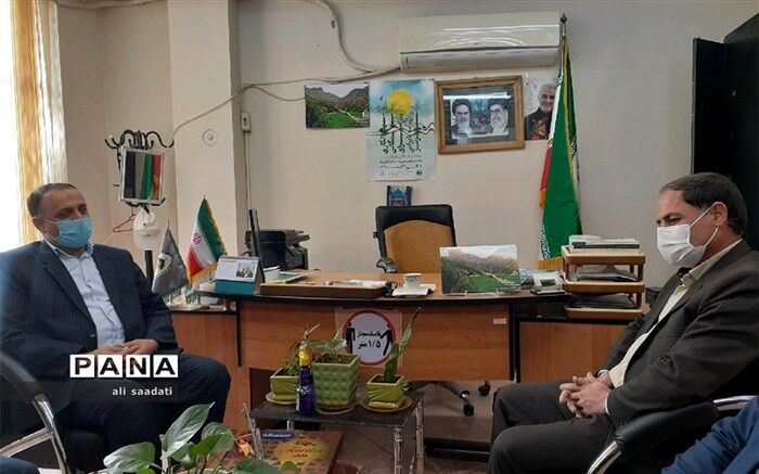 یکی از اهداف آموزش و پرورش تربیت انسان های دوستدار محیط زیست و آگاه به ارزش منابع طبیعی است