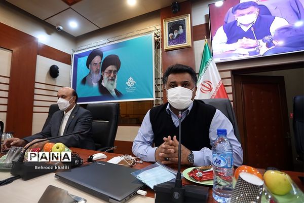 نشست قطبی تبیین باز مهندسی تشکیلات دانش‌آموزی پیشتازان