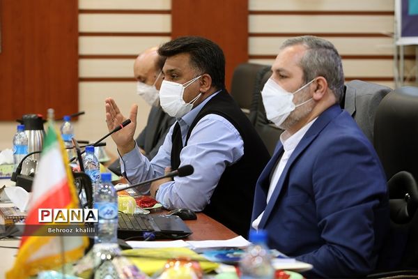 نشست قطبی تبیین باز مهندسی تشکیلات دانش‌آموزی پیشتازان