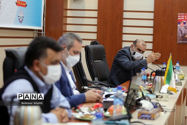 نشست قطبی تبیین باز مهندسی تشکیلات دانش‌آموزی پیشتازان