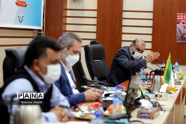 نشست قطبی تبیین باز مهندسی تشکیلات دانش‌آموزی پیشتازان