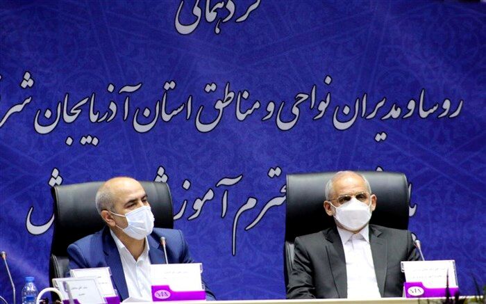 معلمان ما خط شکن و در زیست‌بوم جدید، مجاهدان واقعی تعلیم و تربیت هستند