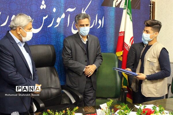 نشست مشترک مدیران کل آموزش و پرورش و کمیته امداد امام خمینی (ره) استان خوزستان