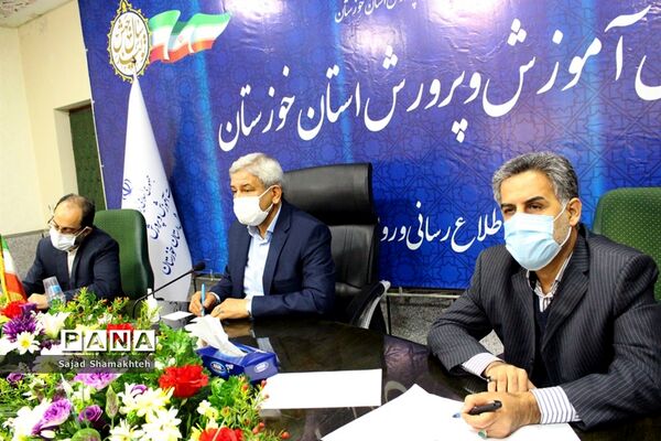 نشست مشترک مدیران کل آموزش و پرورش و کمیته امداد امام خمینی (ره) استان خوزستان