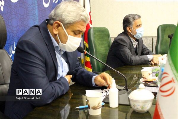 نشست مشترک مدیران کل آموزش و پرورش و کمیته امداد امام خمینی (ره) استان خوزستان