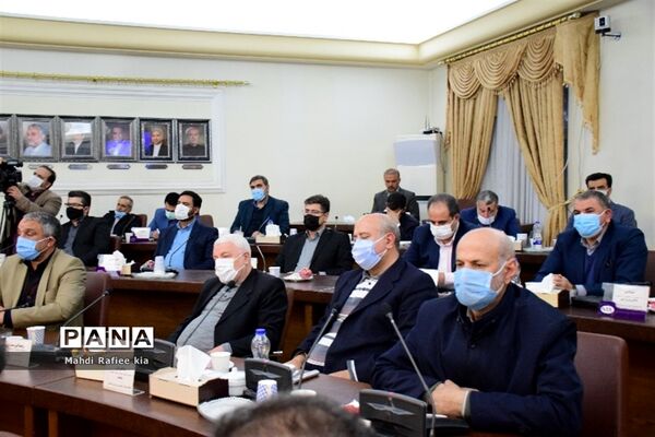 امضا تفاهم نامه سه جانبه شهرداری، آموزش و پرورش و انجمن حکمت در تبریز