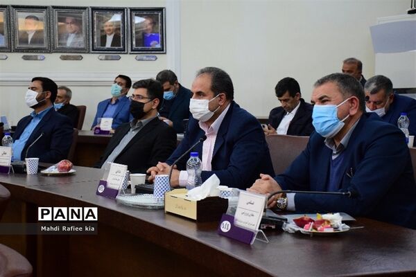 امضا تفاهم نامه سه جانبه شهرداری، آموزش و پرورش و انجمن حکمت در تبریز