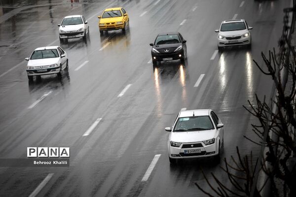 تهران بارانی در آخرین روزهای سال