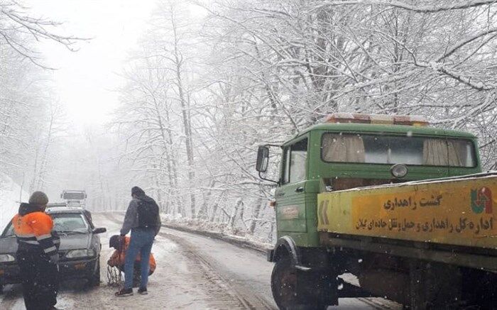 زنجیر چرخ برای تردد در محورهای کوهستانی تالش الزامی است