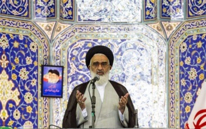 بیشترین سود آشفتگی بازار نصیب دلالان می‌شود