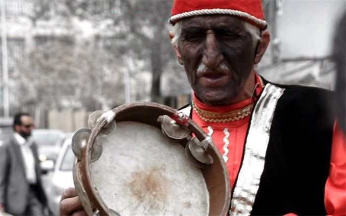 حاجی فیروز نوید بخش شادی