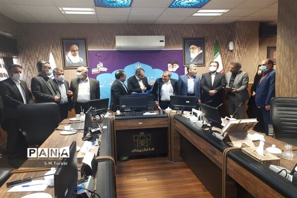 آیین تکریم و معارفه ذیحساب اداره کل آموزش و پرورش فارس