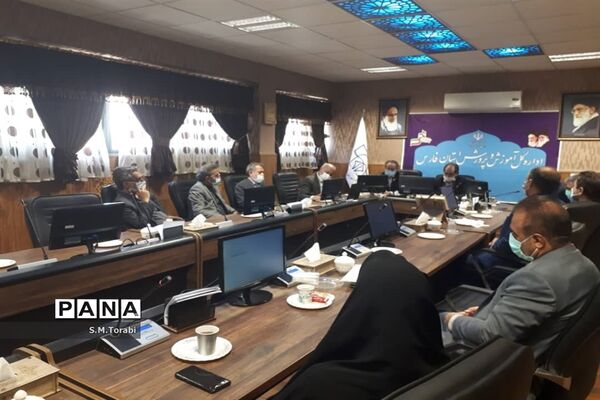 آیین تکریم و معارفه ذیحساب اداره کل آموزش و پرورش فارس