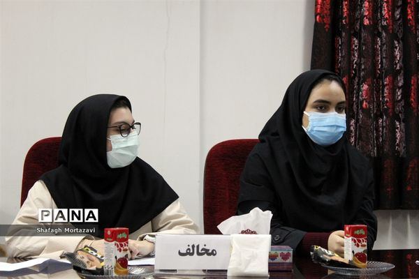 مناظره دانش‌آموزی دانش‌آموزان شهرستان‌های سیمرغ و ناحیه یک ساری