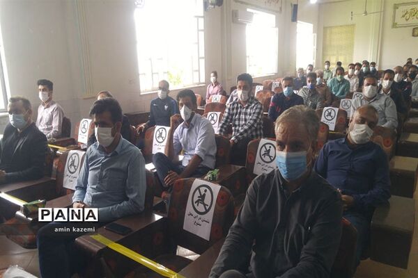 تجلیل از معلمان  و برگزیدگان آثار برتر جشنواره تولید محتوای الکترونیکی درس تربیت بدنی در داراب