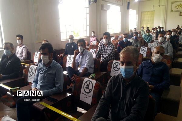 تجلیل از معلمان  و برگزیدگان آثار برتر جشنواره تولید محتوای الکترونیکی درس تربیت بدنی در داراب