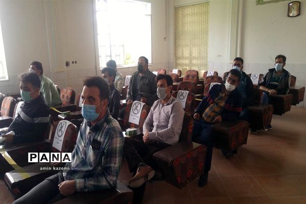 تجلیل از معلمان  و برگزیدگان آثار برتر جشنواره تولید محتوای الکترونیکی درس تربیت بدنی در داراب