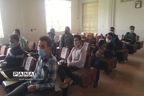 تجلیل از معلمان  و برگزیدگان آثار برتر جشنواره تولید محتوای الکترونیکی درس تربیت بدنی در داراب