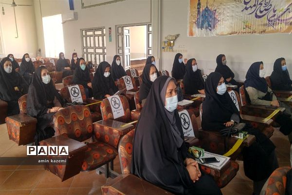 تجلیل از معلمان  و برگزیدگان آثار برتر جشنواره تولید محتوای الکترونیکی درس تربیت بدنی در داراب