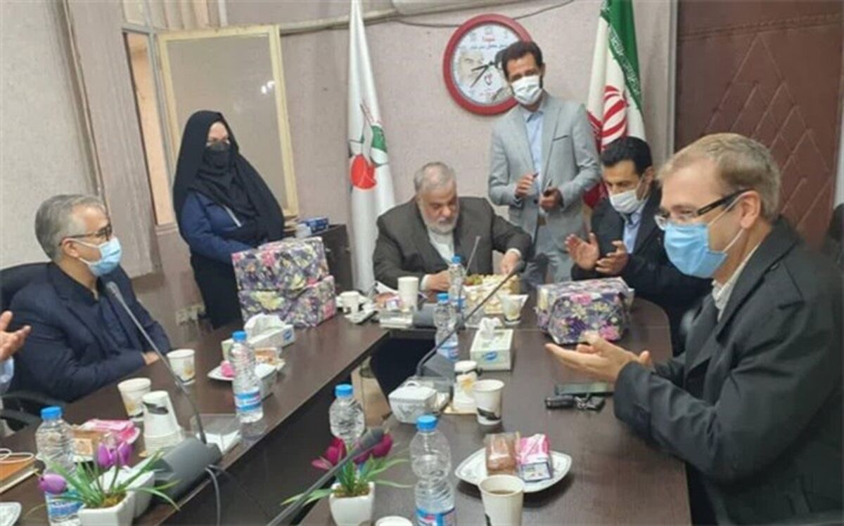 دیدارروسای آموزش وپرورش ناحیه دو شهرری و بنیاد شهید و امورایثارگران