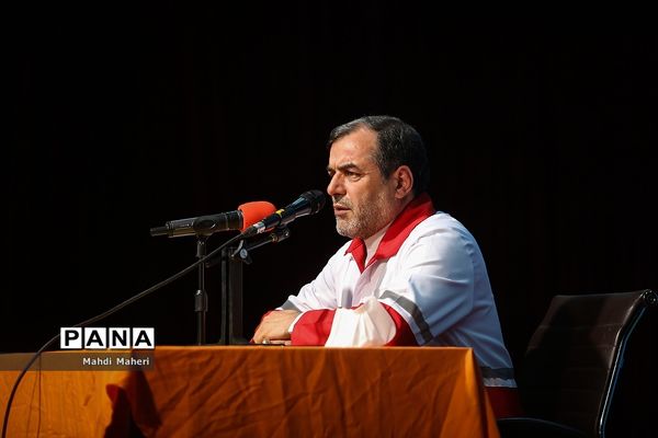 نشست خبری دبیرکل و سخنگوی جمعیت هلال احمر