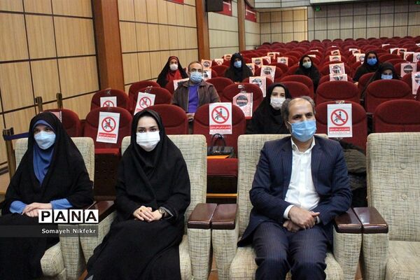 برگزاری مرحله نهایی مسابقه ملی مناظره دانش‌آموزی، در اداره‌کل شهرستان‌های استان تهران