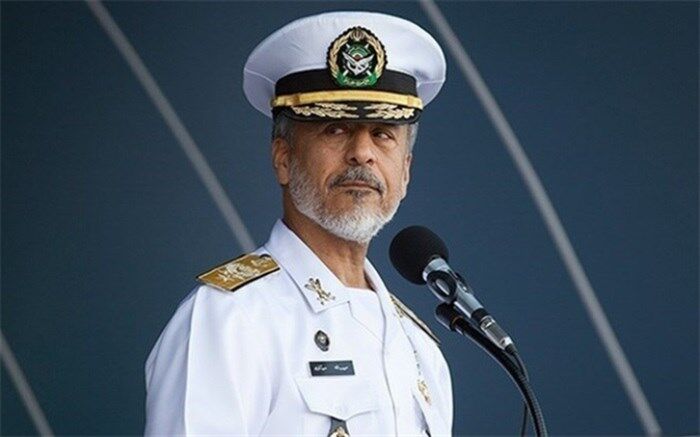 دریادار سیاری:  اگر علم و دانش سرلوحه ما باشد، تهدید را خوب شناسایی می‌کنیم