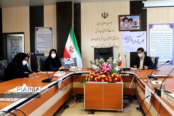 نشست مجلس دانش‌آموزی شهرستان نهاوند