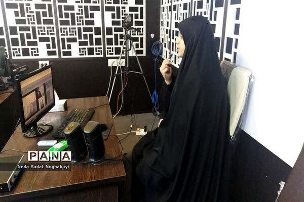 مناظره دانش آموزان مناطق 8 و 12 با موضوع حذف کنکور