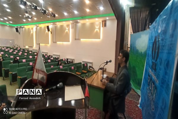 نشست خبری معاون پرورشی و تربیت بدنی کاشمر با خبرنگاران پانا