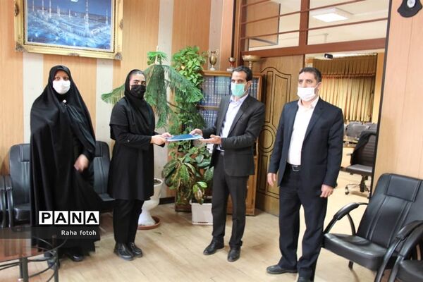 برگزاری نشست مجلس دانش‌آموزی به صورت تفکیک جنسیت در ناحیه 2 استان اصفهان