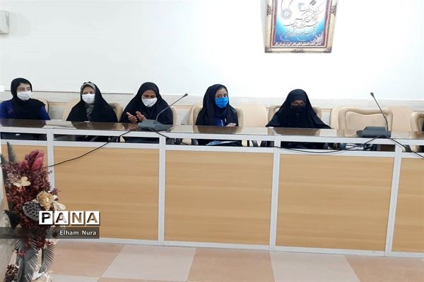 برگزاری نشست ادبی «پروین آسمان شعر» در زابل