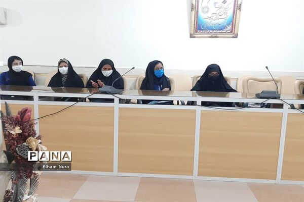 برگزاری نشست ادبی «پروین آسمان شعر» در زابل