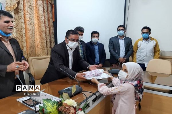 برگزاری نشست ادبی «پروین آسمان شعر» در زابل