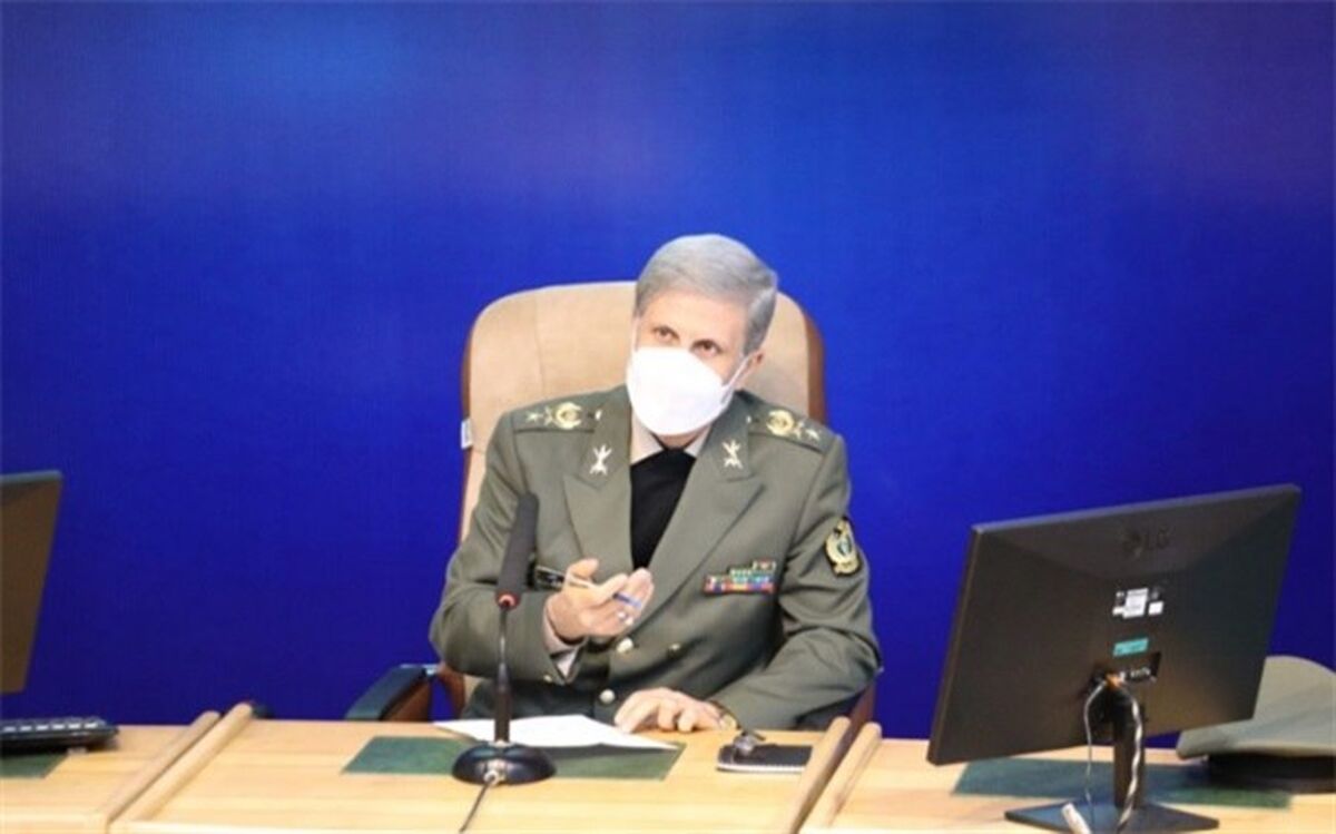 وزیر دفاع: آماده پدافند زیستی، شیمایی و هسته‌ای هستیم