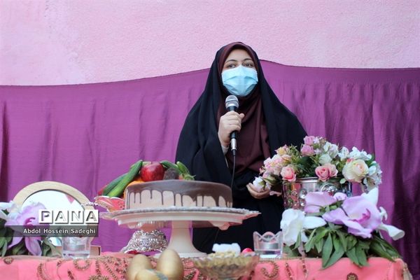 جشن عید روز در دبستان پیشتازان شهرستان بوشهر