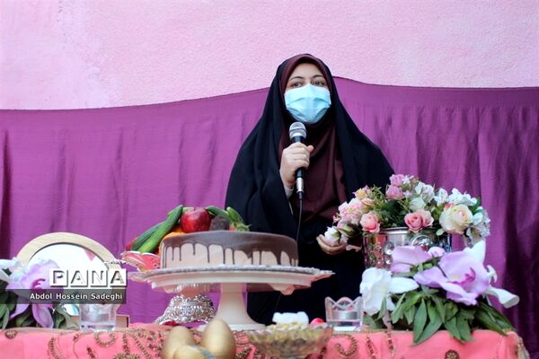 جشن عید روز در دبستان پیشتازان شهرستان بوشهر