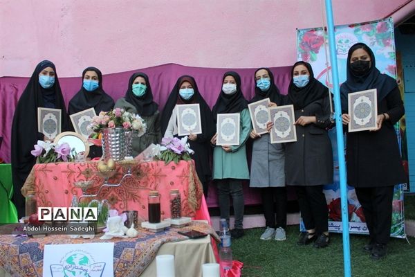 جشن عید روز در دبستان پیشتازان شهرستان بوشهر