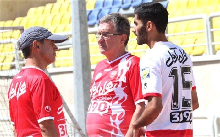 بازیکن محبوب برانکو برای جدایی از پرسپولیس دست به دامن هواداران شد