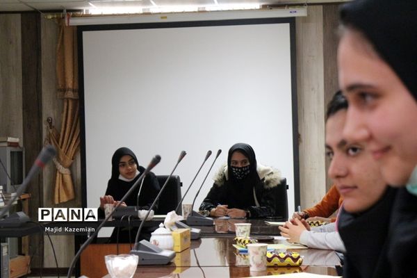 نشست مجلس دانش‌آموزی شهرستان رزن