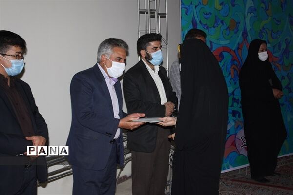 تقدیر از برگزیدگان مسابقات فرهنگی وهنری ابرکوه