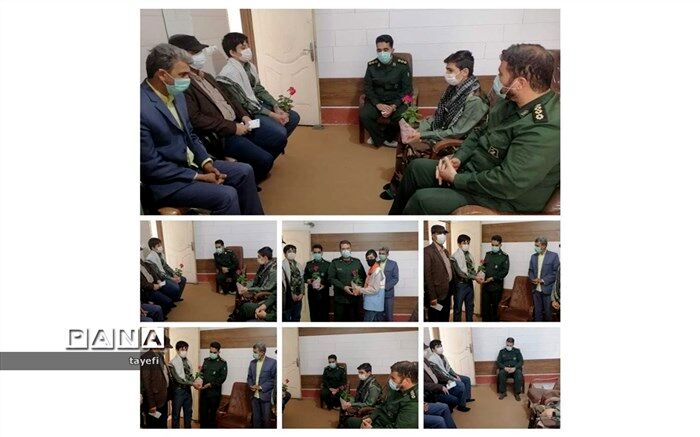 گرامیداشت روز پاسدار توسط دانش  آموزان چنارانی